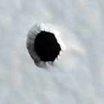 Mysterious hole on Mars