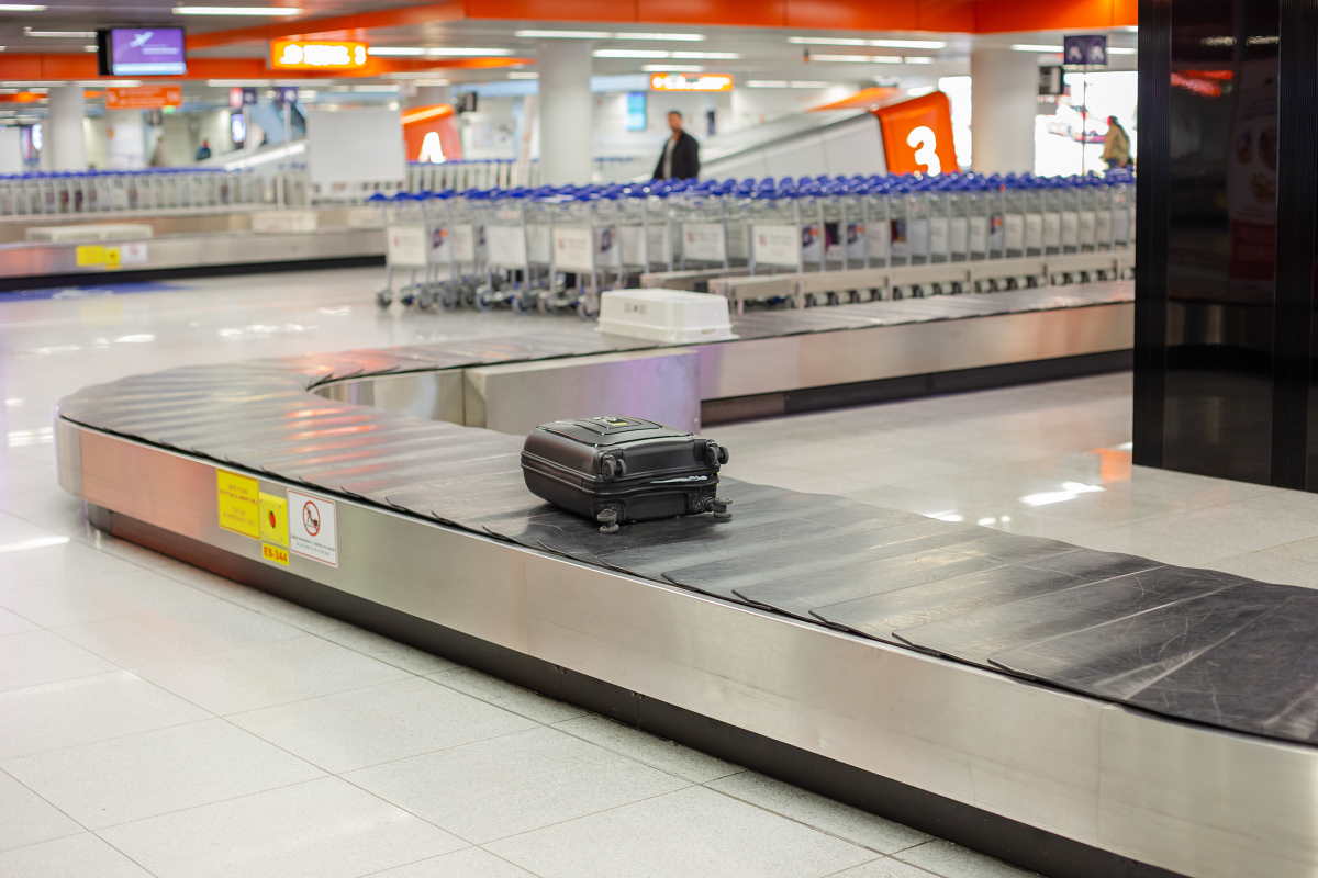 kansai airport’s flawless baggage record