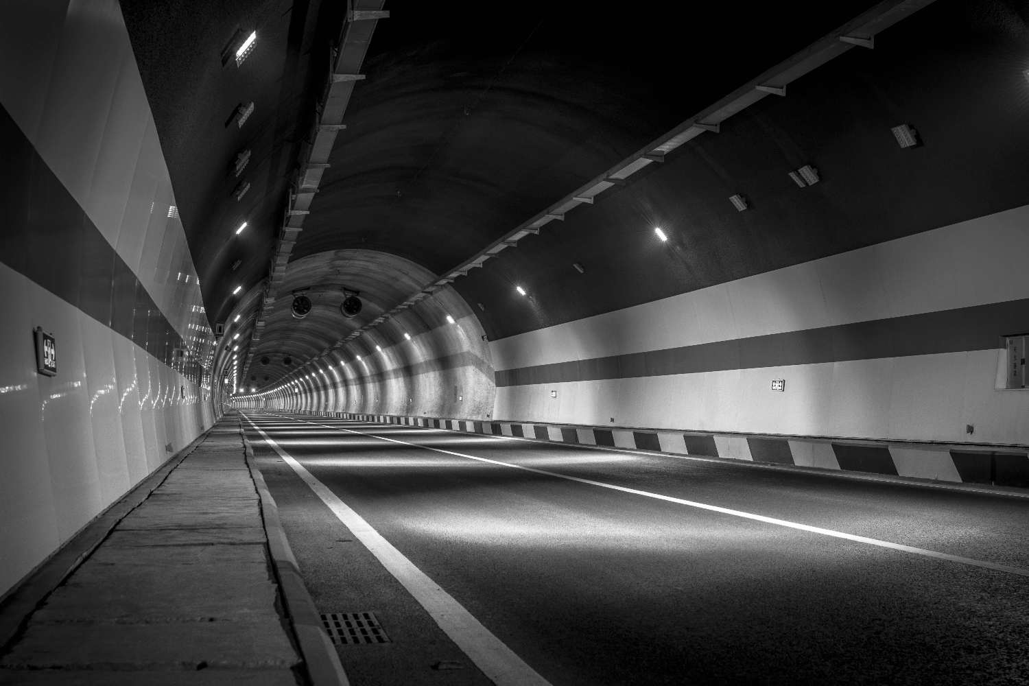 Tunnel Between New York and London