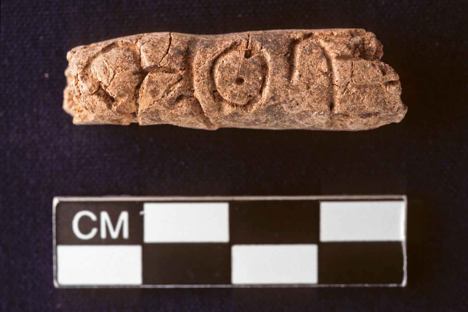 early alphabetic inscriptions found in ancient syrian